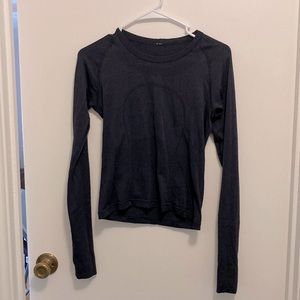 Lululemon long sleeve top